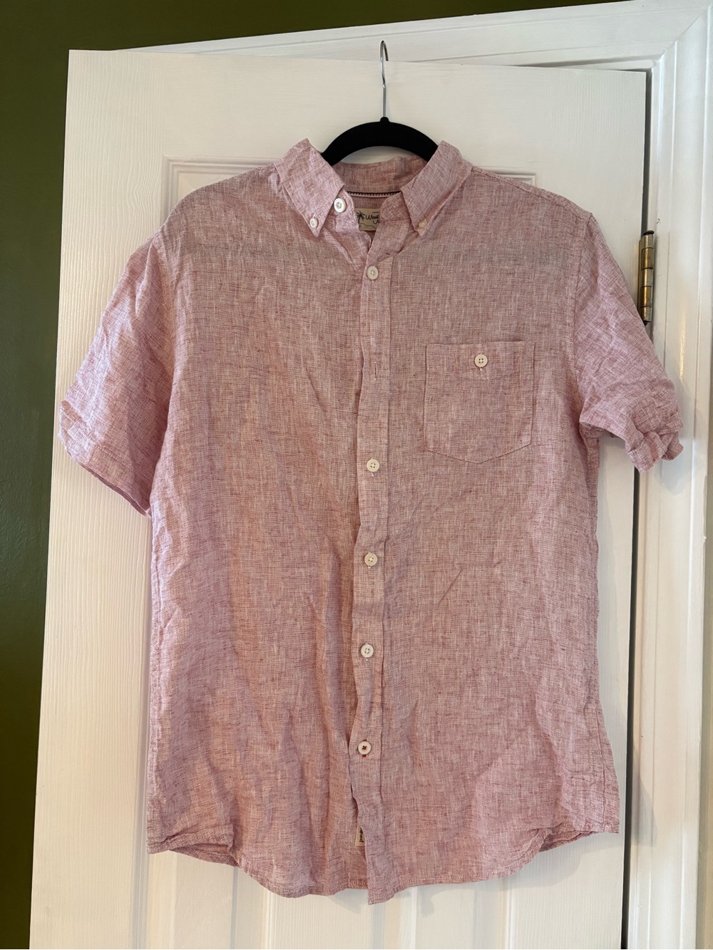 Men's Short-Sleeve Button-Down Shirt in Light Pink